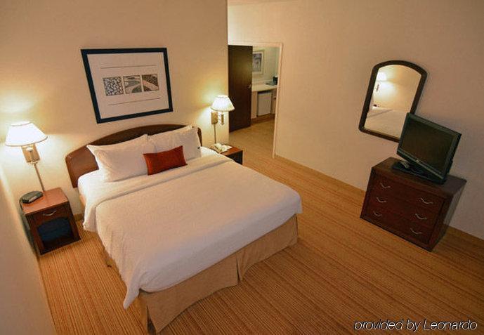 Courtyard Kansas City East/Blue Springs Extérieur photo